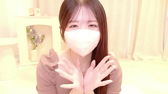 Snapshot of Yuinyaaa chatting on 17, 6, 2026 Yuinyaaa online show from 17, 6, 2026