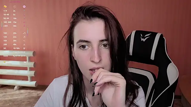 Snapshot of reaissss chatting on 18, 6, 2026 reaissss online show from 18, 6, 2026