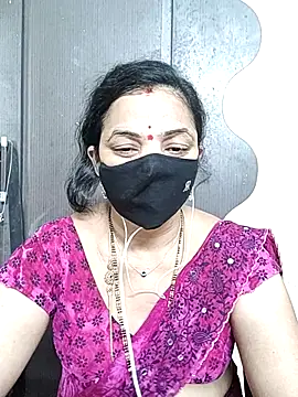 Snapshot of Leela_555 chatting on 12, 7, 2026 Leela 555 online show from 12, 7, 2026