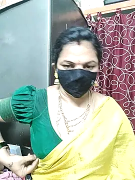 Snapshot of Leela_555 chatting on 1, 7, 2026 Leela 555 online show from 1, 7, 2026