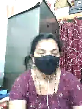 Snapshot of Leela_555 chatting on 18, 7, 2026 Leela 555 online show from 18, 7, 2026