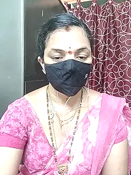 Snapshot of Leela_555 chatting on 26, 6, 2026 Leela 555 online show from 26, 6, 2026