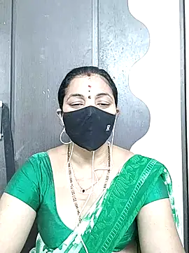 Snapshot of Leela_555 chatting on 5, 6, 2026 Leela 555 online show from 5, 6, 2026