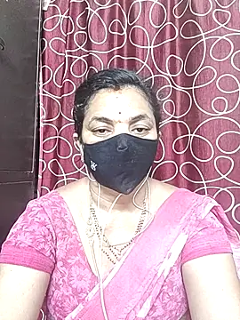 Snapshot of Leela_555 chatting on 26, 6, 2026 Leela 555 online show from 26, 6, 2026