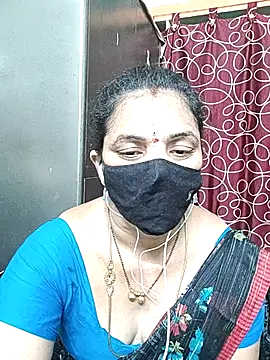 Snapshot of Leela_555 chatting on 15, 7, 2026 Leela 555 online show from 15, 7, 2026