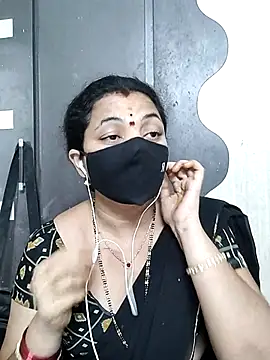 Snapshot of Leela_555 chatting on 4, 6, 2026 Leela 555 online show from 4, 6, 2026