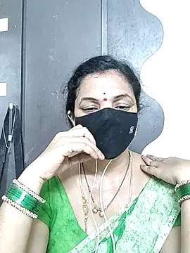 Snapshot of Leela_555 chatting on 30, 6, 2026 Leela 555 online show from 30, 6, 2026