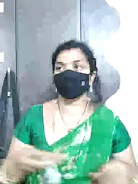 Snapshot of Leela_555 chatting on 21, 6, 2026 Leela 555 online show from 21, 6, 2026