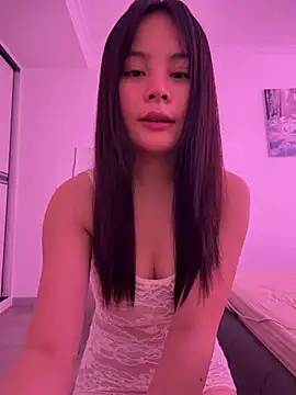 Snapshot of enen-123 chatting on 12, 7, 2026 enen-123 online show from 12, 7, 2026