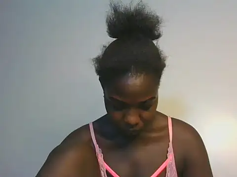 Snapshot of shugabaibe chatting on 4, 6, 2026 shugabaibe online show from 4, 6, 2026