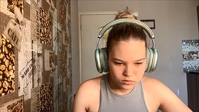 HellyRay online show from 24, 6, 2026