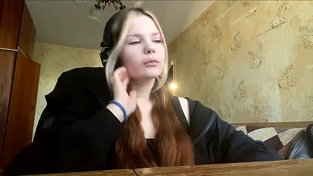 Snapshot of SusanaLeichty chatting on 1, 6, 2026 SusanaLeichty online show from 1, 6, 2026
