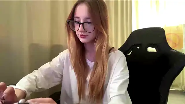 Snapshot of Sunshine_Kira chatting on 29, 5, 2026 Sunshine Kira online show from 29, 5, 2026