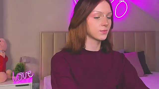 Nelly-May online show from 6, 7, 2026