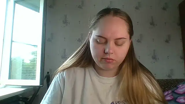 Snapshot of SoftHypnose chatting on 15, 6, 2026 SoftHypnose online show from 15, 6, 2026