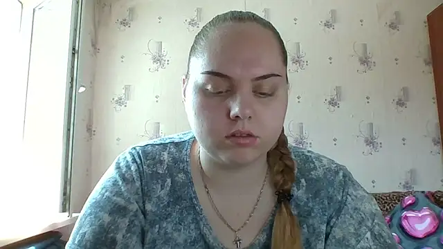 Snapshot of SoftHypnose chatting on 9, 6, 2026 SoftHypnose online show from 9, 6, 2026