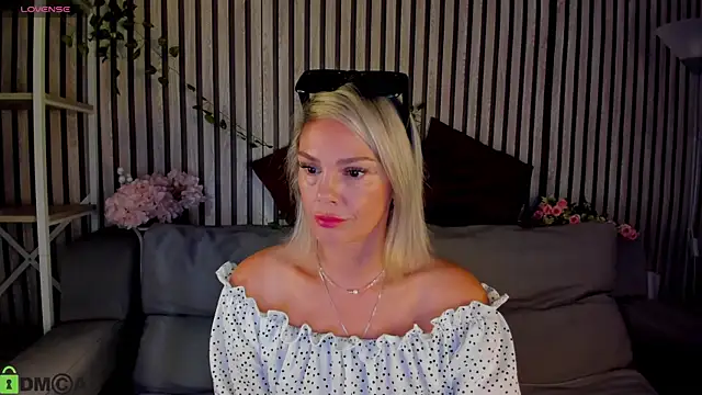 Snapshot of Betty_Brock chatting on 14, 6, 2026 Betty Brock online show from 14, 6, 2026