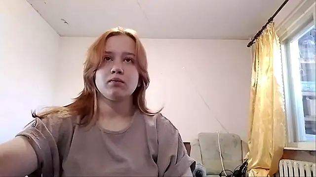 Snapshot of PolyaMilk chatting on 7, 6, 2026 PolyaMilk online show from 7, 6, 2026