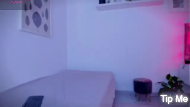 Snapshot of Frrancesca_ chatting on 5, 6, 2026 Frrancesca online show from 5, 6, 2026
