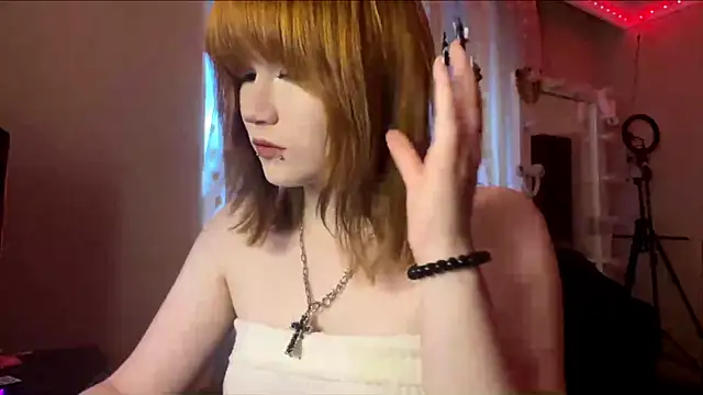 Snapshot of HelloKinki chatting on 28, 5, 2026 HelloKinki online show from 28, 5, 2026