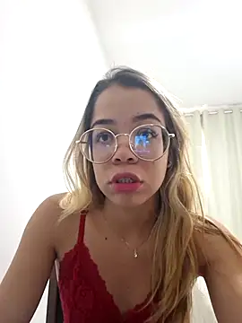 Snapshot of branquinhahot353 chatting on 23, 5, 2026 branquinhahot353 online show from 23, 5, 2026