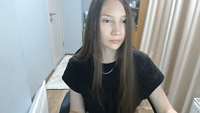 Snapshot of DollAshley chatting on 21, 6, 2026 DollAshley online show from 21, 6, 2026