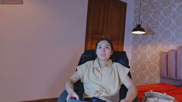 Snapshot of adaira31 chatting on 15, 6, 2026 adaira31 online show from 15, 6, 2026