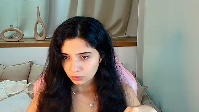 Snapshot of Rose_Desiree chatting on 25, 6, 2026 Rose Desiree online show from 25, 6, 2026