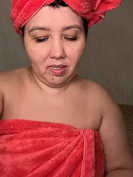 Snapshot of Love__beby chatting on 17, 6, 2026 Love beby online show from 17, 6, 2026
