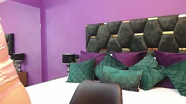 Snapshot of MaluJensen chatting on 13, 6, 2026 MaluJensen online show from 13, 6, 2026