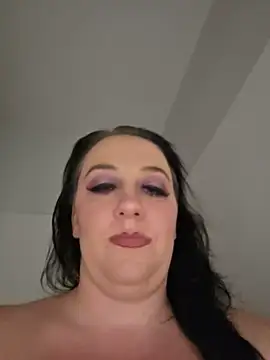 Snapshot of CreamVixen chatting on 26, 5, 2026 CreamVixen online show from 26, 5, 2026
