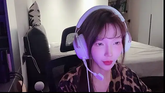 Nicole-TAT online show from 25, 5, 2026