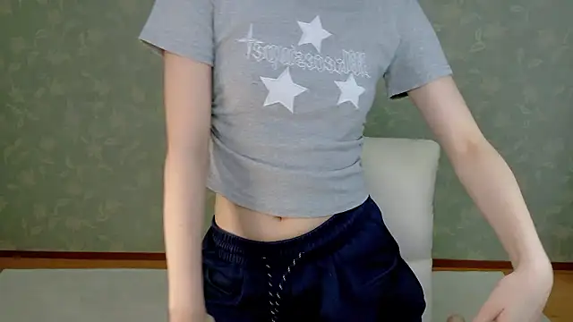 Snapshot of aoi_lol chatting on 20, 7, 2026 aoi lol online show from 20, 7, 2026