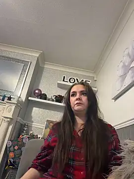 Kaylahh123 online show from 17, 6, 2026