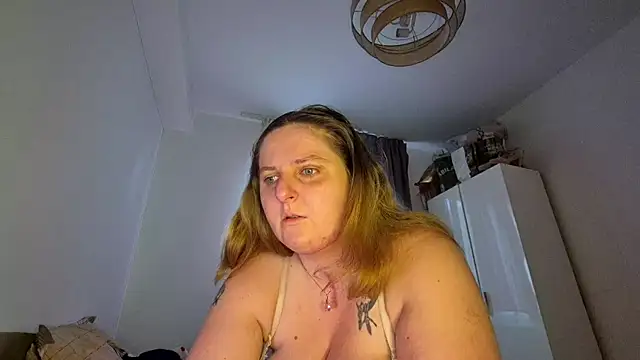 Snapshot of JessicaBake chatting on 7, 7, 2026 JessicaBake online show from 7, 7, 2026