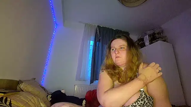 Snapshot of JessicaBake chatting on 9, 7, 2026 JessicaBake online show from 9, 7, 2026