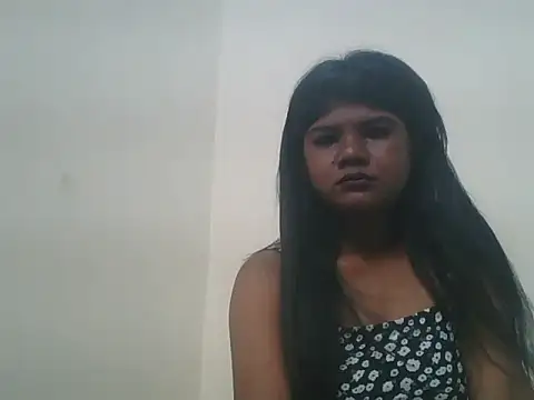 Snapshot of naromi_3563 chatting on 24, 5, 2026 naromi 3563 online show from 24, 5, 2026