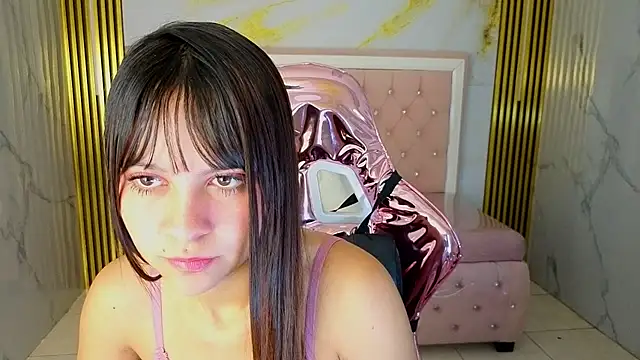 Snapshot of isabeau_s chatting on 3, 7, 2026 isabeau s online show from 3, 7, 2026