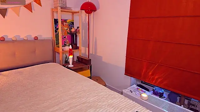 Snapshot of come_in_bed chatting on 16, 7, 2026 come in bed online show from 16, 7, 2026