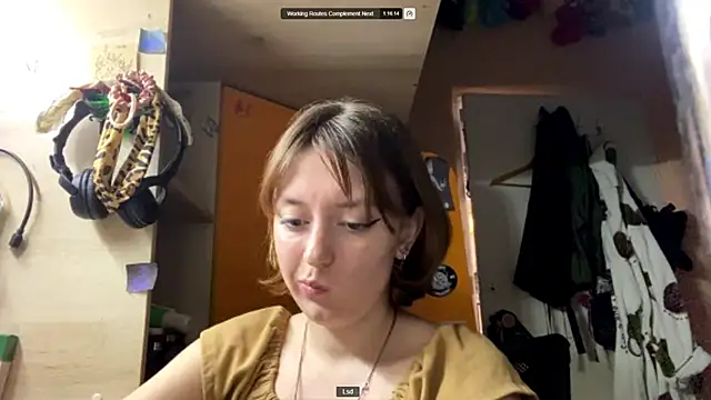 Snapshot of PlumedRolling chatting on 25, 5, 2026 PlumedRolling online show from 25, 5, 2026
