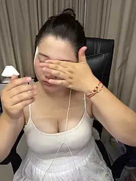 Luckysisi-s online show from 14, 6, 2026