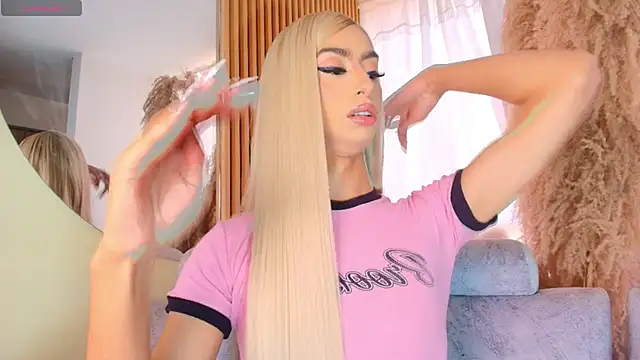 Victoria Bigcock online show from 27, 5, 2026