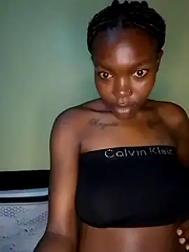 Snapshot of queen_lavendah chatting on 28, 5, 2026 queen lavendah online show from 28, 5, 2026