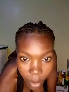Snapshot of queen_lavendah chatting on 24, 5, 2026 queen lavendah online show from 24, 5, 2026