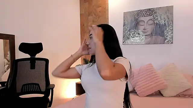 Snapshot of Nicole_Fx chatting on 25, 5, 2026 Nicole Fx online show from 25, 5, 2026
