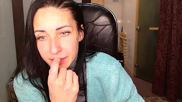 BouncySweety online show from 24, 10, 2025