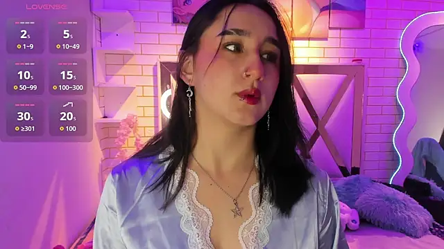 Lua bloom  online show from 29, 6, 2026