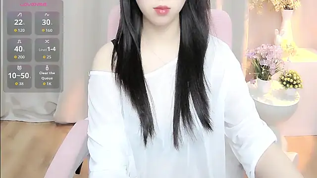 Snapshot of shynana chatting on 18, 6, 2026 shynana online show from 18, 6, 2026