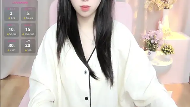 Snapshot of shynana chatting on 21, 6, 2026 shynana online show from 21, 6, 2026