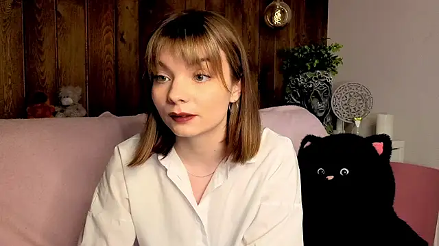 Snapshot of IvoryPesante chatting on 31, 5, 2026 IvoryPesante online show from 31, 5, 2026